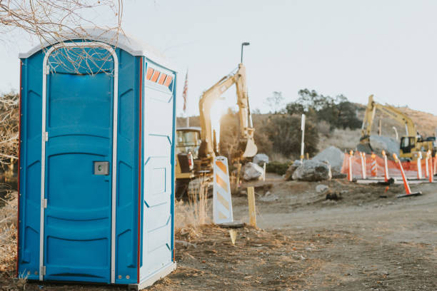 Best Temporary restroom rental  in Oak Park, CA